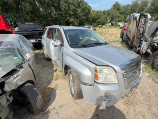 2014 GMC Terrain SLE-1 - Exterior Front Right Corner Image